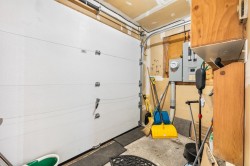 Garage - 