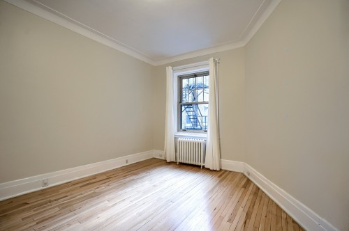 Chambre à coucher - 10-4330 Rue Sherbrooke O., Westmount, QC - Indoor Photo Showing Other Room