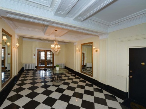 Hall d'entrée/Vestibule - 10-4330 Rue Sherbrooke O., Westmount, QC - Indoor Photo Showing Other Room