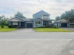 37 Beaulieu ST Saint-Quentin, NB E8A 1B5