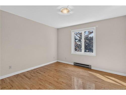 2-707 Laurier St, Dieppe, NB 