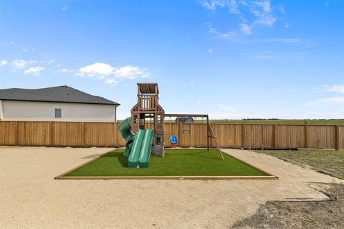 217 Blackbird Way, Grande Pointe, MB - Outdoor