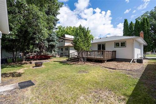 131 Buxton Rd, Winnipeg, MB - Outdoor With Deck Patio Veranda