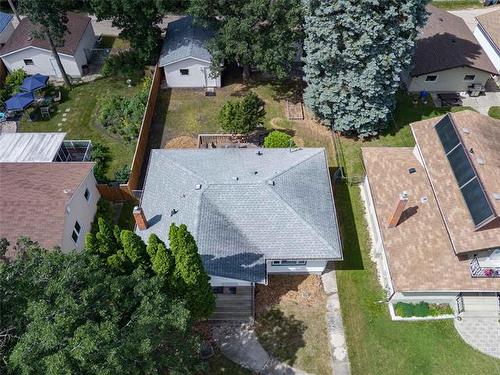 131 Buxton Rd, Winnipeg, MB - Outdoor