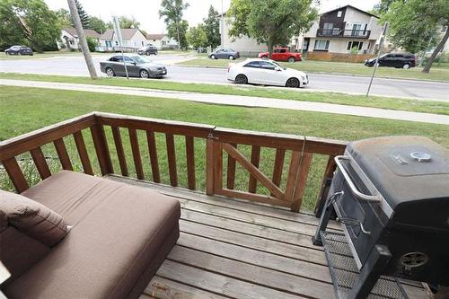 5-385 St Anne'S Rd, Winnipeg, MB - Outdoor