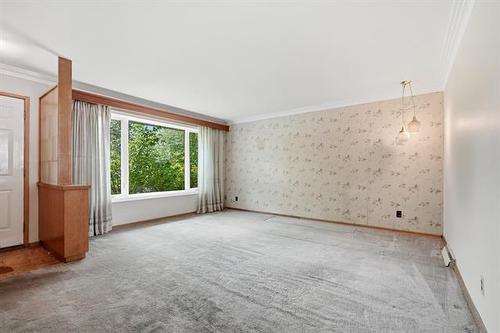 699 Mcleod Ave, Winnipeg, MB - Indoor Photo Showing Other Room