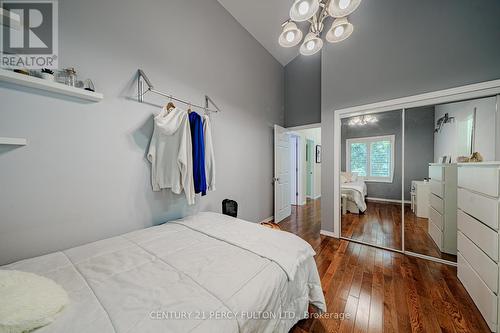30 Willowgate Dr - fourth bedroom - 30 Willowgate Drive, Markham, ON - Indoor Photo Showing Bedroom