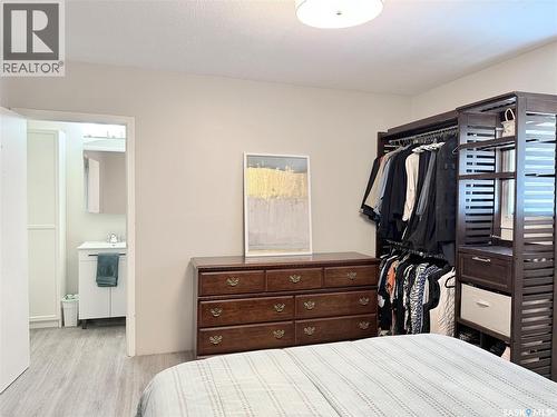 219 Thomson Street, Outlook, SK - Indoor Photo Showing Bedroom