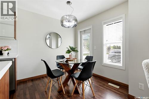 201 2007 Pohorecky Crescent, Saskatoon, SK - Indoor Photo Showing Dining Room