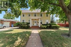 1409 GRANVILLE CRESCENT  Windsor, ON N9C 3N9