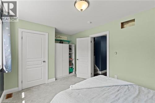 380 Thayer Avenue, Hamilton, ON - Indoor Photo Showing Bedroom