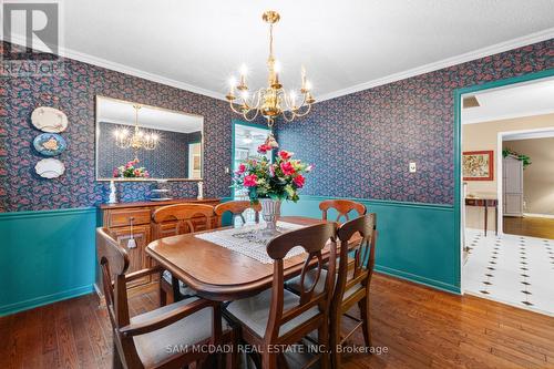 1077 Saginaw Crescent, Mississauga, ON - Indoor Photo Showing Dining Room