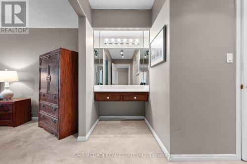 1077 Saginaw Crescent, Mississauga, ON - Indoor