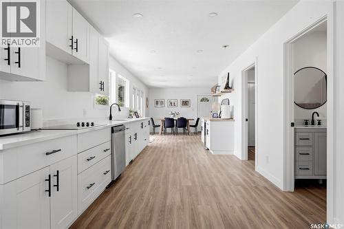 61 Pelican Drive, Pelican Pointe, SK - Indoor Photo Showing Kitchen