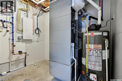 1514 Ewart Avenue, Saskatoon, SK - Indoor Photo Showing Basement