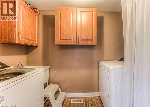 82 Roseneath Crescent, Kitchener, ON - Indoor Photo Showing Laundry Room