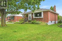 241 EAST 44TH Street  Hamilton, ON L8T 3H7
