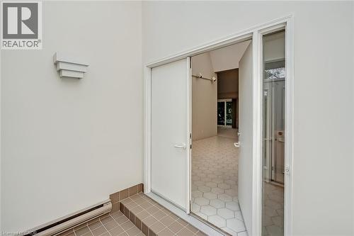 4189 Inglewood Drive, Burlington, ON - Indoor Photo Showing Other Room