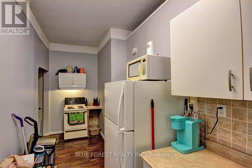 7 Church Street, St. Thomas, ON - Indoor