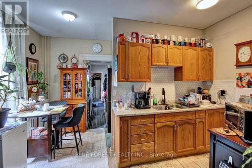 7 Church Street, St. Thomas, ON - Indoor Photo Showing Kitchen With Double Sink
