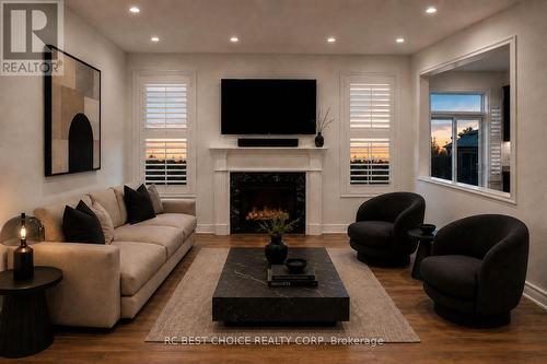 MAIN - 23 DURHAMVIEW CRESCENT , Whitchurch-Stouffville, Ontario L4S 1S4 3