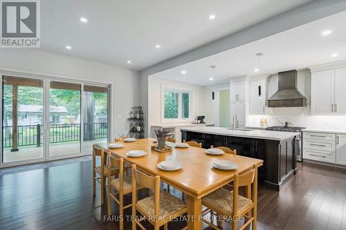 34 Oakwood Avenue, Tiny, ON - Indoor