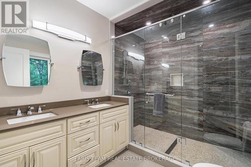 34 Oakwood Avenue, Tiny, ON - Indoor Photo Showing Bathroom
