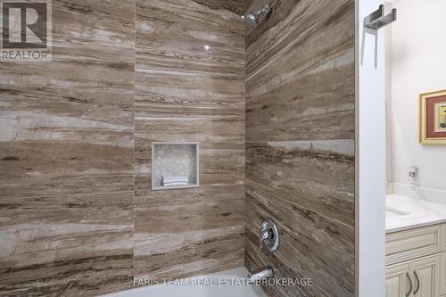 34 Oakwood Avenue, Tiny, ON - Indoor Photo Showing Bathroom
