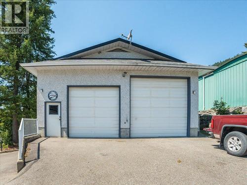 5725 Taghum Frontage Road, Taghum, BC - Outdoor With Exterior