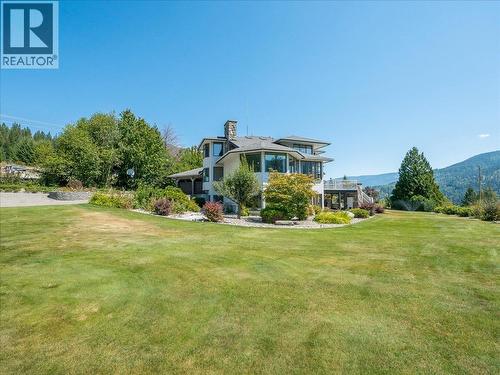 5725 Taghum Frontage Road, Taghum, BC - Outdoor