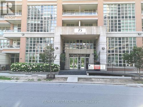 1718 - 75 EAST LIBERTY STREET  Toronto, ON M6K 3R3