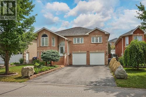 30 SAINT AVENUE  Bradford West Gwillimbury, ON L3Z 3E6