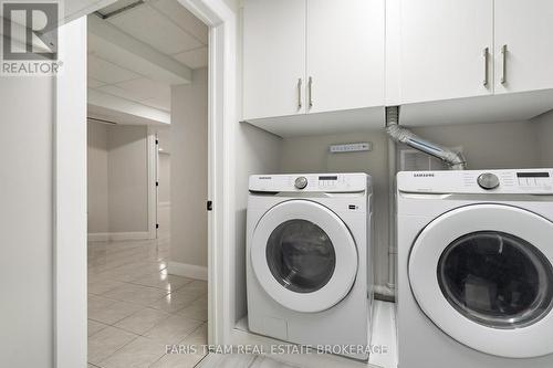 8 Joliet Crescent, Tiny, ON - Indoor Photo Showing Laundry Room