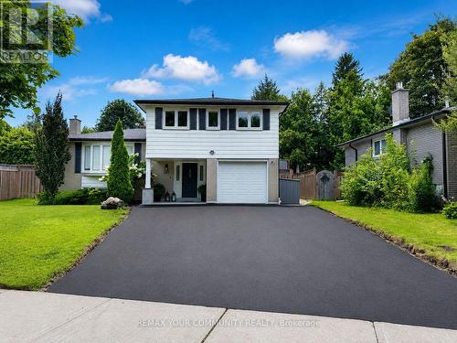 107 ORCHARD HEIGHTS  Aurora, ON L4G 2Z8