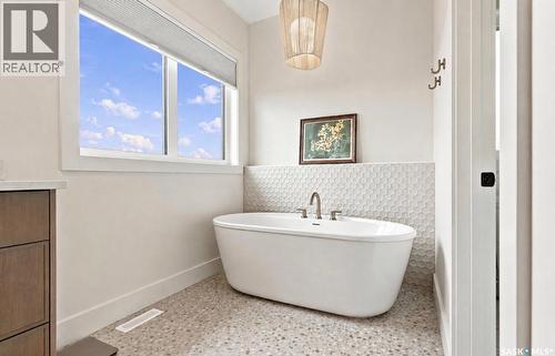 652 Pepper Bend, Saskatoon, SK - Indoor Photo Showing Bathroom