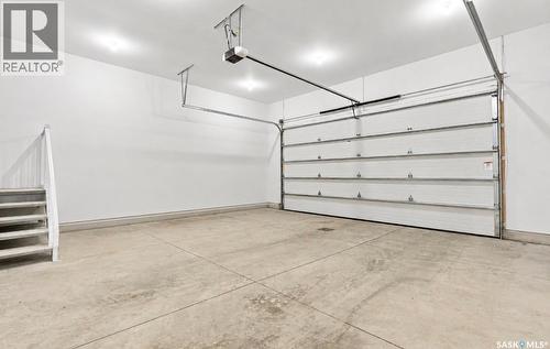 652 Pepper Bend, Saskatoon, SK - Indoor Photo Showing Garage