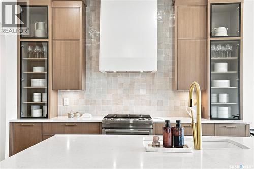 652 Pepper Bend, Saskatoon, SK - Indoor Photo Showing Kitchen With Upgraded Kitchen