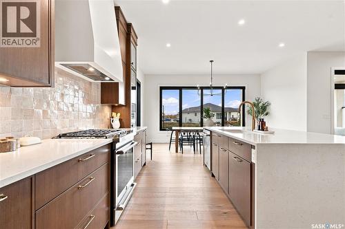 652 Pepper Bend, Saskatoon, SK - Indoor Photo Showing Kitchen With Upgraded Kitchen