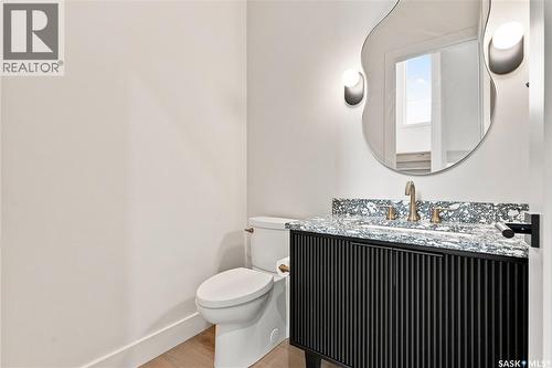 652 Pepper Bend, Saskatoon, SK - Indoor Photo Showing Bathroom