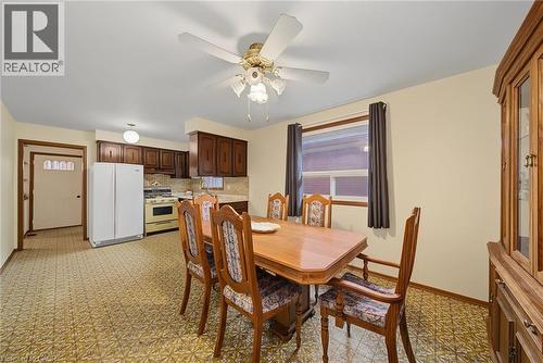 44 Tom Street, Hamilton, ON - Indoor Photo Showing Dining Room