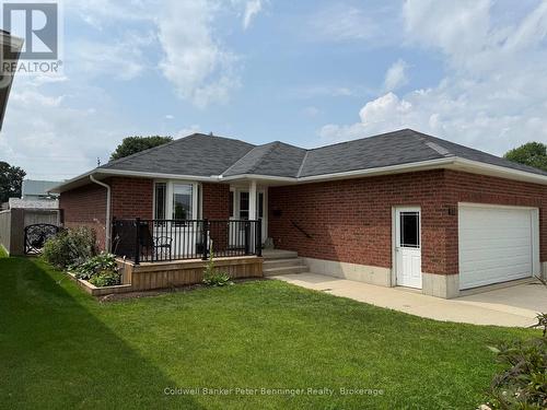 636 22ND AVENUE  Hanover, ON N4N 3W7