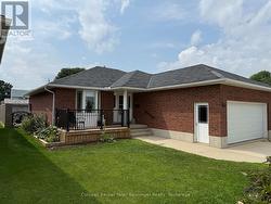 636 22ND AVENUE Hanover, ON N4N 3W7
