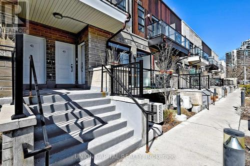 39 - 57 Finch Avenue W, Toronto, ON - Outdoor