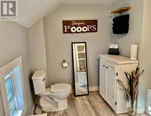 1609 County Road 42 Road, Rideau Lakes, ON - Indoor Photo Showing Bathroom