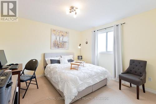 87 Pine Valley Drive, St. Thomas, ON - Indoor Photo Showing Bedroom