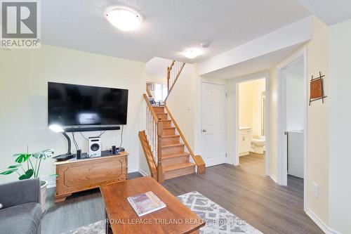 87 Pine Valley Drive, St. Thomas, ON - Indoor Photo Showing Other Room