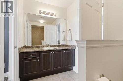 905 Marigold Court, Kitchener, ON - Indoor Photo Showing Bathroom