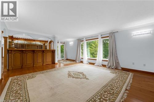 35 Glen Park Court, Hamilton, ON - Indoor Photo Showing Other Room