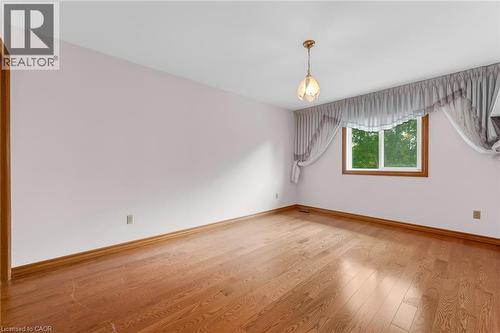 35 Glen Park Court, Hamilton, ON - Indoor Photo Showing Other Room