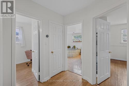 66 Paling Court, Hamilton, ON - Indoor Photo Showing Other Room